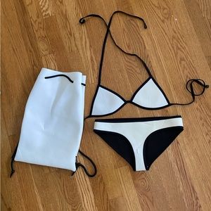 White triangl bikini with bag